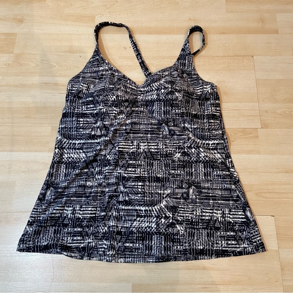 Roots women’s black and white coloured‎  tankini in size 8